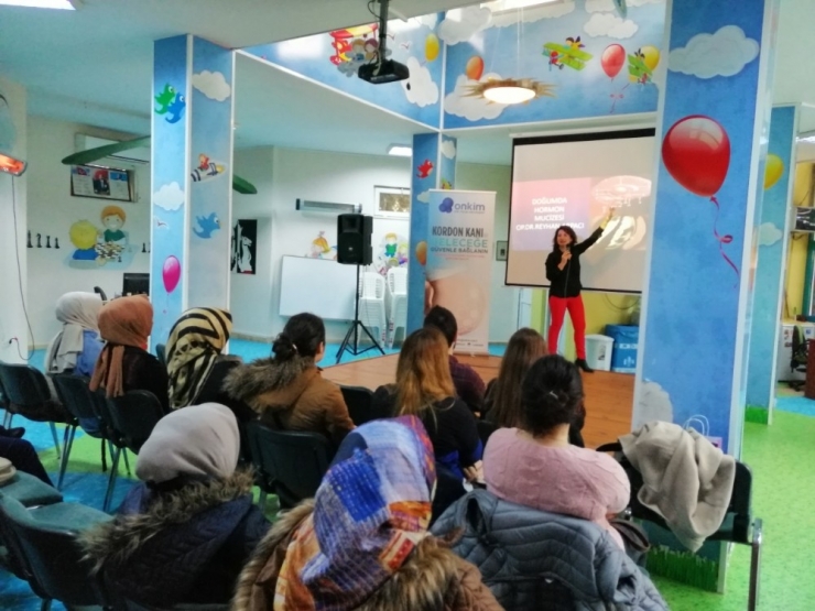 İzmit Belediyesi’nden Anne Adaylarına Gebelik Eğitimi