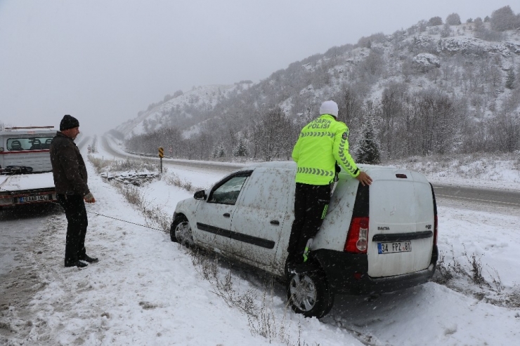 Karabük’te Tipi Ve Kar Etkili Oluyor