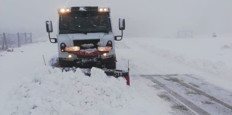 Odunpazarı Belediyesi Ekipleri Karla Mücadele İçin Seferber Oldu