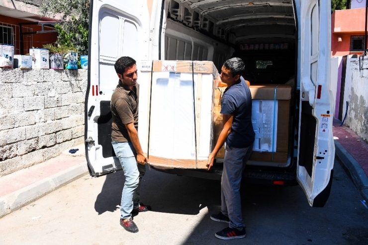 Büyükşehir Belediyesi, 9 Ayda Yangın Mağduru 40 Aileye Destek Oldu