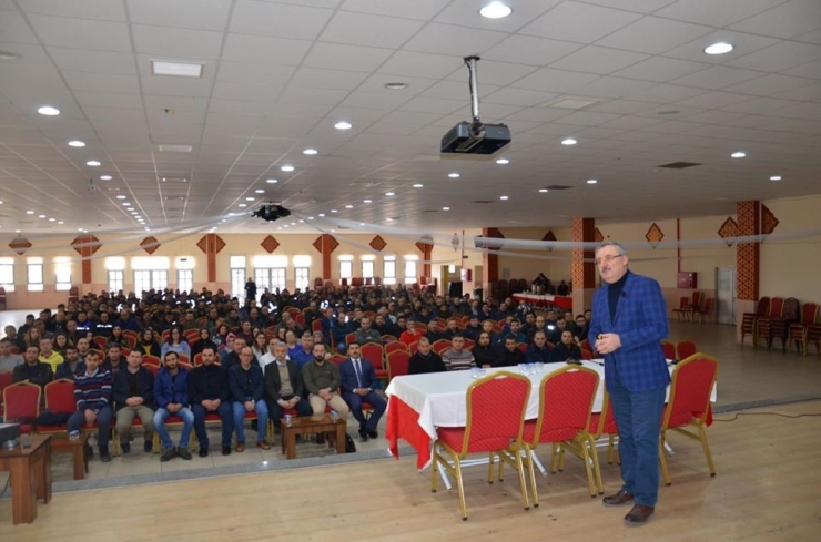 Belediye Personeline Hizmet İçi Eğitim Semineri