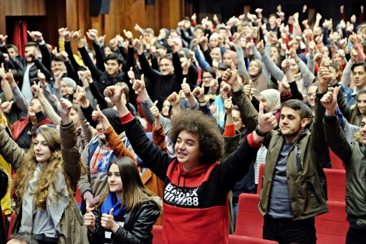 ‘Bonus Hoca’dan Üniversite Adaylarına Tüyolar
