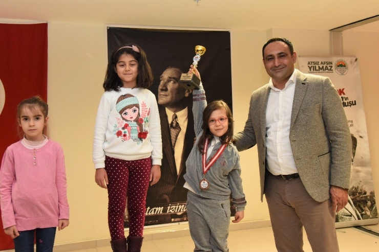 Kurtuluş Kupası Satranç Turnuvasına 9 İlden 153 Sporcu Katıldı