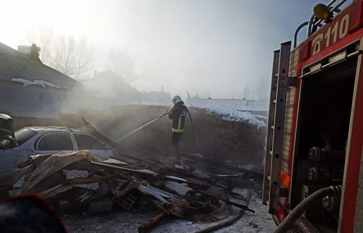 Park Halindeki Otomobil Yandı