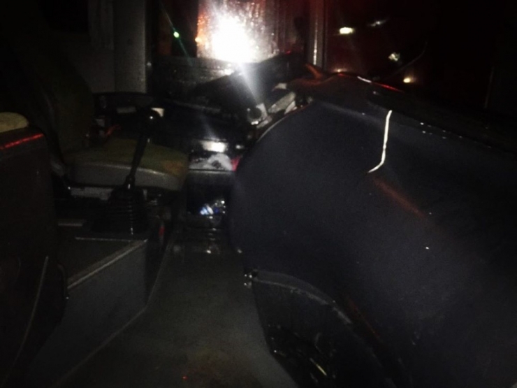 Park Halindeki Midibüs Yandı