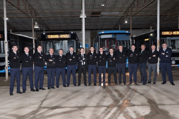 Akçakoca’da Otobüs Şoförlerine Tek Tip Kıyafet Uygulaması