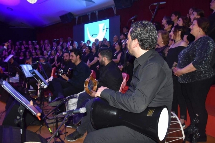 Asev Korosu Yeni Yıl Konserine Hazırlanıyor