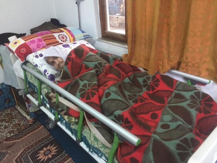 Büyükşehir’in Hasta Yatağı Desteği Sürüyor