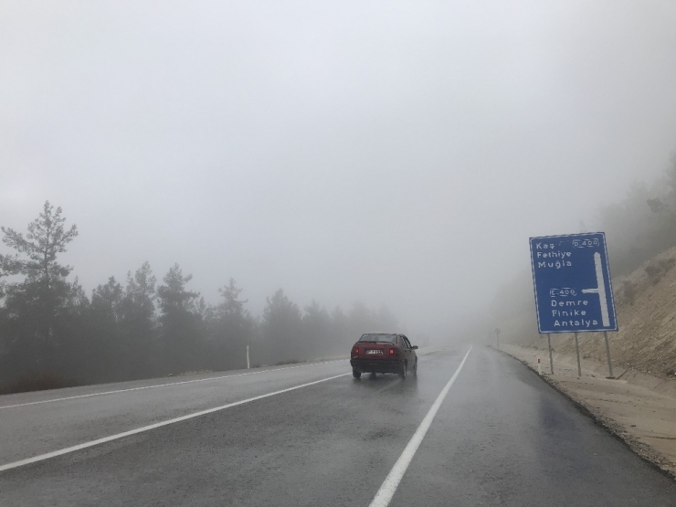 Kaş’ta Ulaşıma Sis Engeli