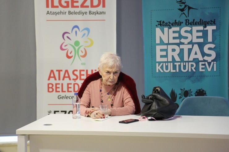 Pınar Kür, Ataşehir’de Okurlarıyla Bir Araya Geldi