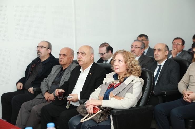 Rektör Çomaklı Tıp Fakültesi’nde İncelemelerde Bulundu