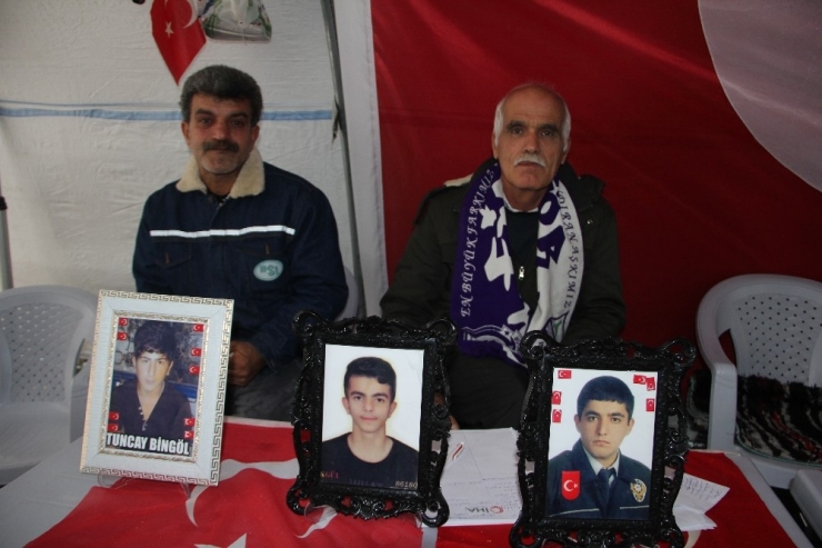 Hdp Önünde, Ailelerin Evlat Nöbeti 127’nci Gününde