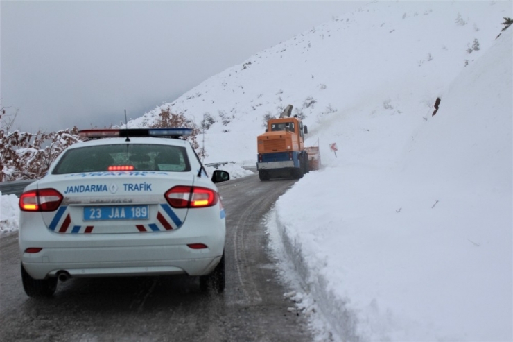 Elazığ’da 23 Köye Kar Nedeniyle Ulaşım Sağlanamıyor