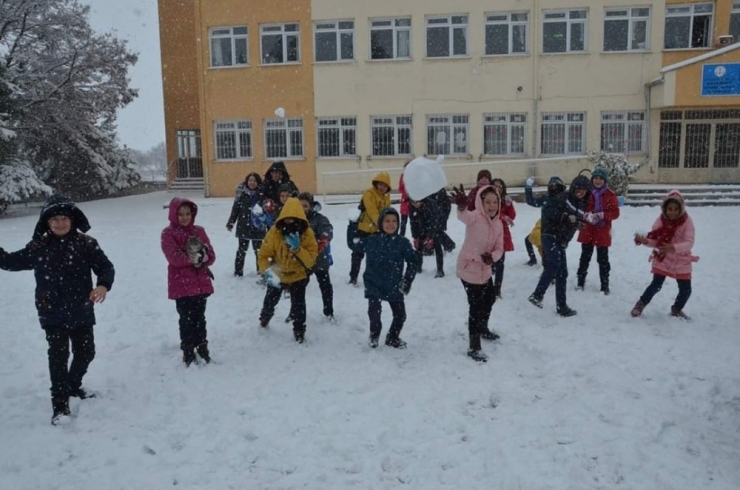 Günyüzü İlçesinde Okullar 1 Gün Tatil Edildi