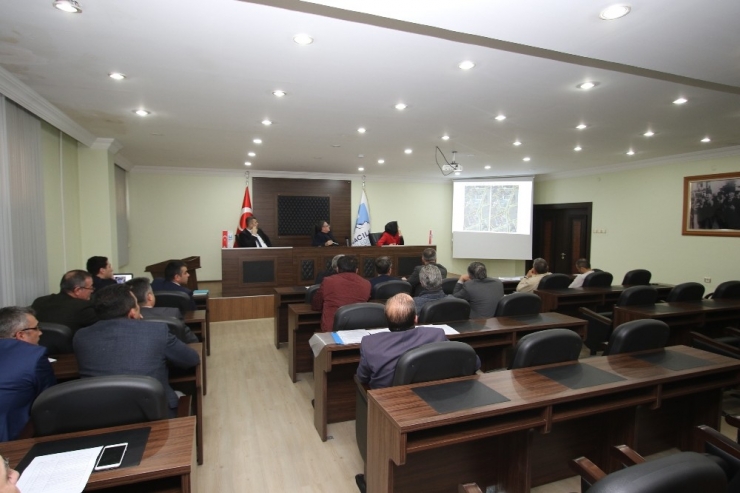 Hacılar Belediye Meclisi Yılın İlk Toplantısını Gerçekleştirdi