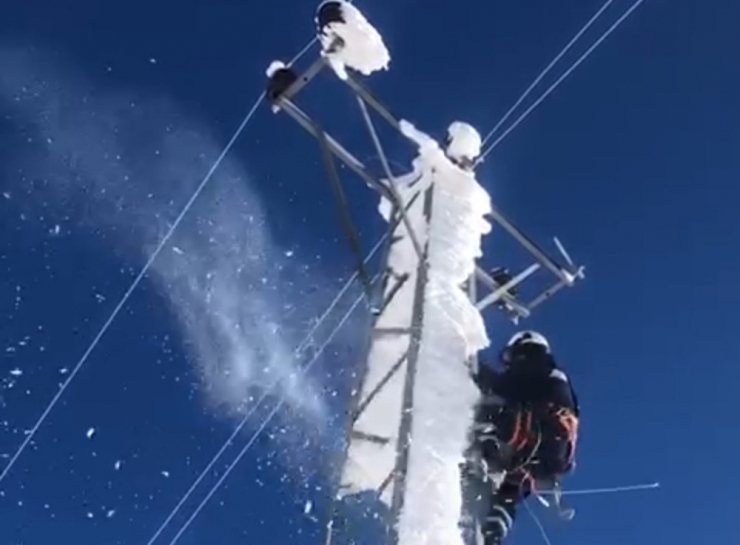 Vedaş Ekibinin Zorlu Mesaisi