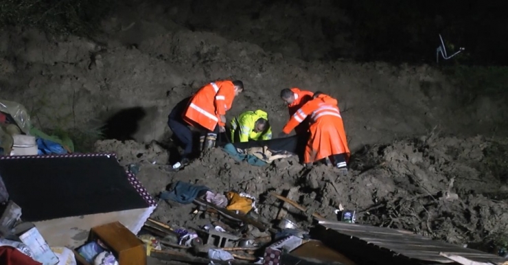 Heyelan Altında Kalan Vatandaş Hayatını Kaybetti