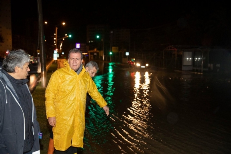 Mersin’de Sel Felaketi Yaşanıyor