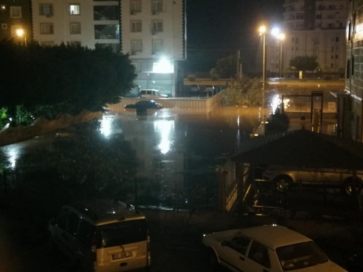 Mersin’de Sağanak Etkili Oldu
