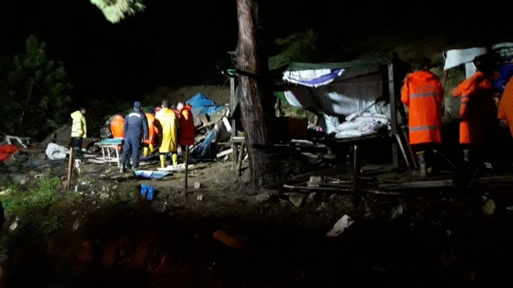 Mersin’de Heyelan, 1 Kişi Toprak Altında Kaldı