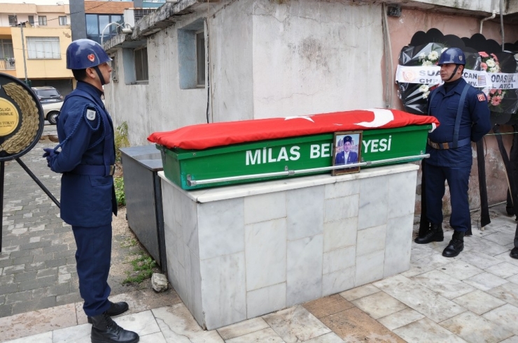 Kore Gazisi Alparslan Gözyaşları İle Uğurlandı