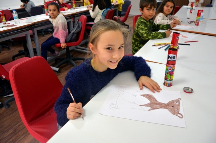 ‘Hayalindeki Oyuncak Hayat Bulsun’ Adlı Projenin Atölye Çalışmaları Karasu Sgm’de, Başladı