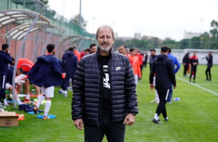 Taner Taşkın: “Doğru Oynayacağız, Futbol Adına Doğruları Yansıtacağız”