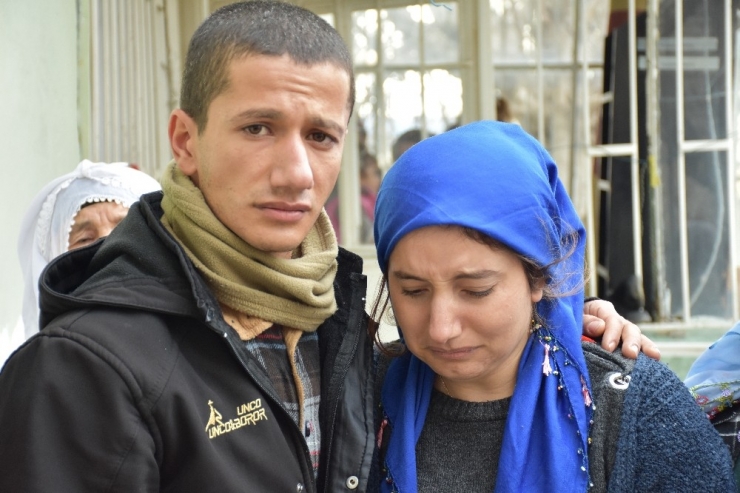 Köpekten Kaçarken Araba Çarpan Rojin’in Ailesi: "Biz Yandık Başkası Yanmasın"