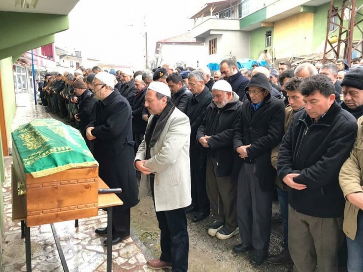 Şehit Babası Evine Giderken Hayatını Kaybetti