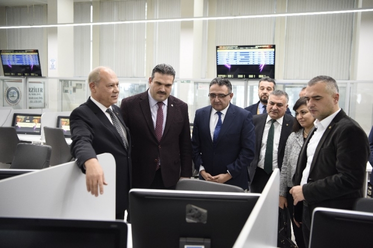 Anadolu Üniversitesi Ve Etb Arasında Paylaşım Toplantısı