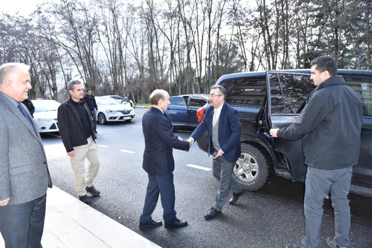 Gençlik Ve Spor Bakan Yardımcısı Ersöz’den Dü Rektörü Gül’e Ziyaret