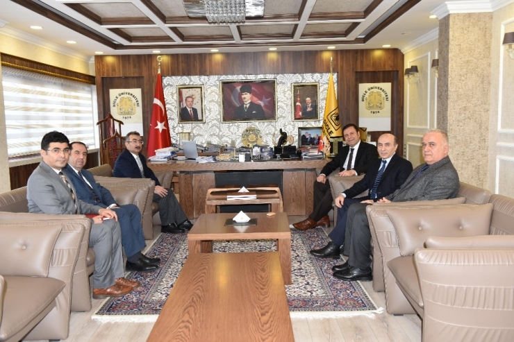 Gençlik Ve Spor Bakan Yardımcısı Ersöz’den Dü Rektörü Gül’e Ziyaret