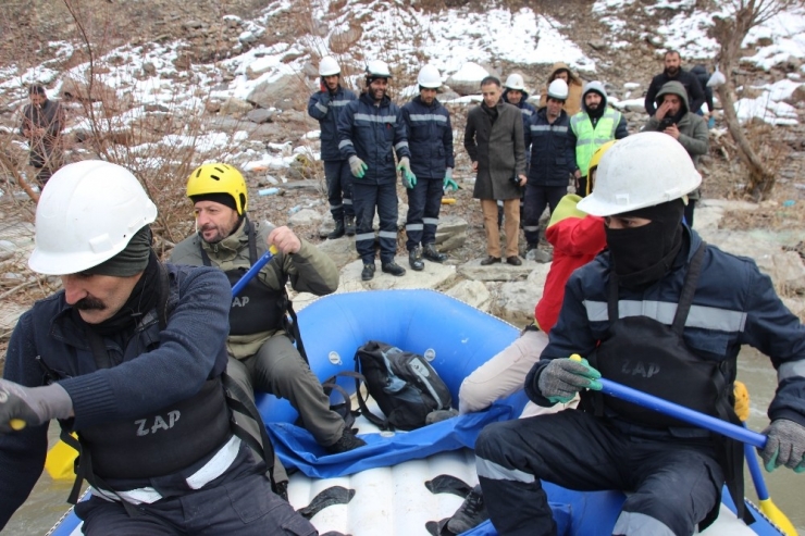 Vedaş Ve Mehmetçikten Ortak Çalışma