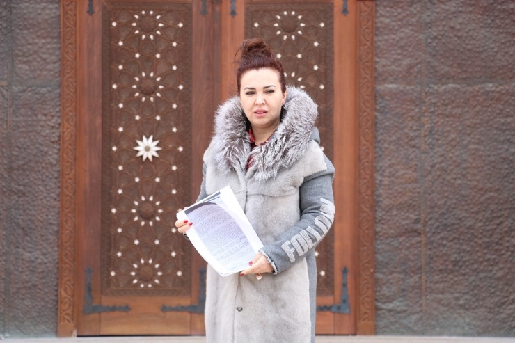 Annesini Kaybeden Diş Hekiminden 5 Milyonluk Tazminat Davası