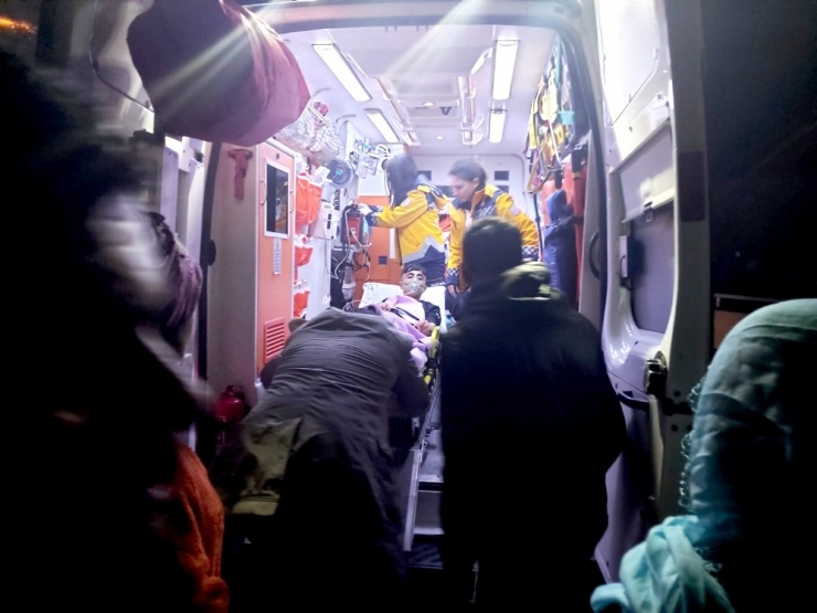 Çığ Tehlikesi Olan Bölgeye Ulaşım İzni Verilmiyor