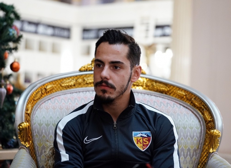 Yasir Subaşı: "A Milli Takım Forması Terletmek İstiyorum"