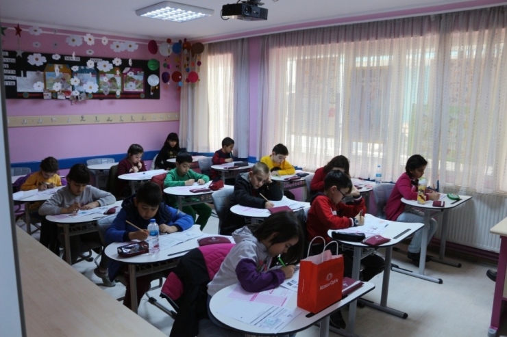 Özel Okulların Bursluluk Maratonu Başladı