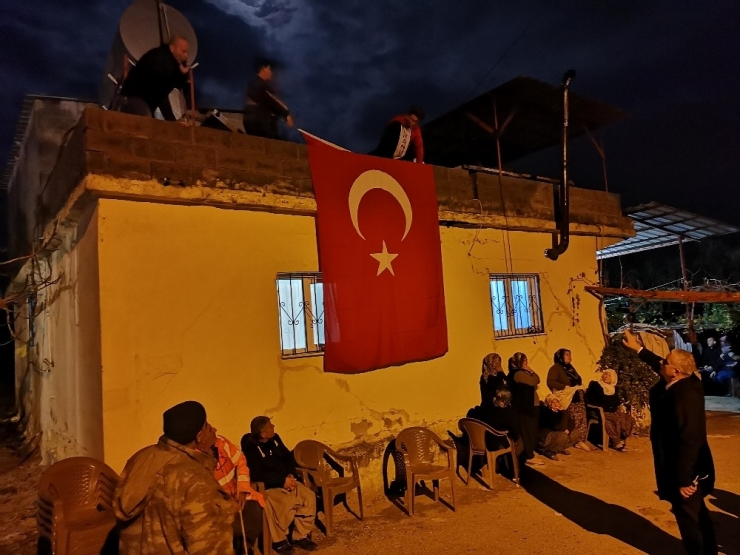 Tarsus’a Şehit Ateşi Düştü