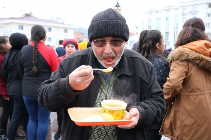 Yozgat’ta Bin 500 Kişiye Arabaşı İkram Edildi