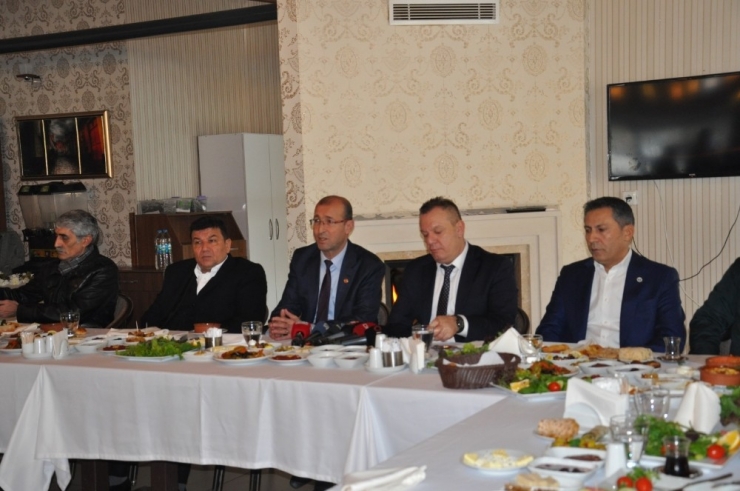 Ali Çetin: "Görüştüğümüz 6 Futbolcudan 2-3 Tanesini Sonuçlandıracağız"