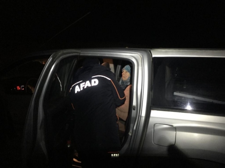 Köylüler Seferber Oldu