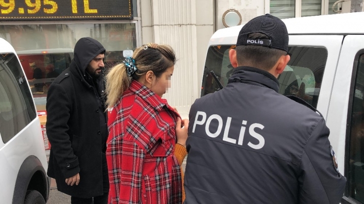Esenyurt’ta Özbek Uyruklu Kadın, Sevgilisini Bıçakladı İddiası
