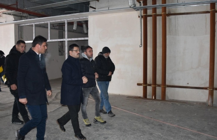 Kaymakam Doğramacı, Hastane İnşaatında İncelemelerde Bulundu
