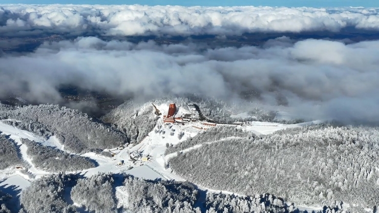 Doğal Güzelliğiyle Büyüleyen Kartepe Havadan Görüntülendi