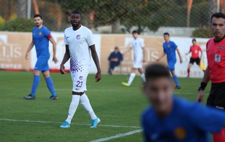 Hazırlık Maçı: Mke Ankaragücü: 0 - Keçiörengücü: 1