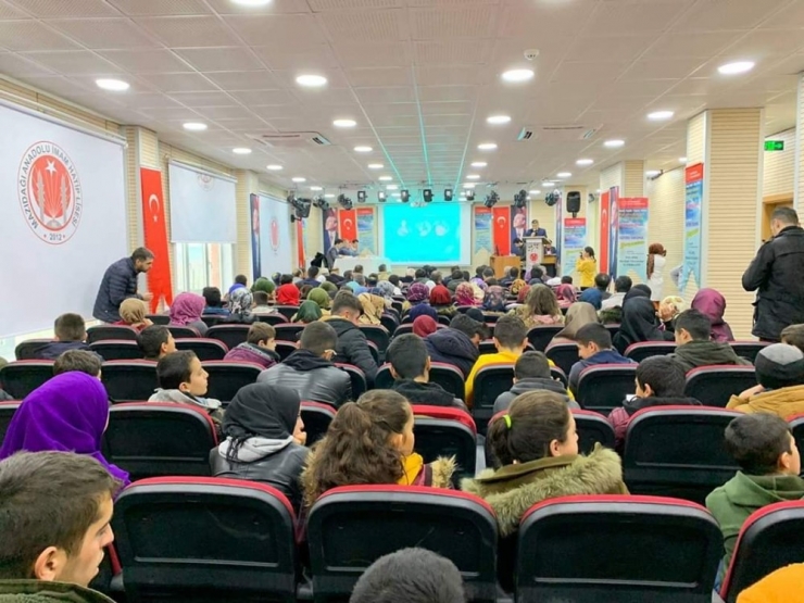 Mazıdağı’nda Hafızlık Ve Ezanı Güzel Okuma Yarışması