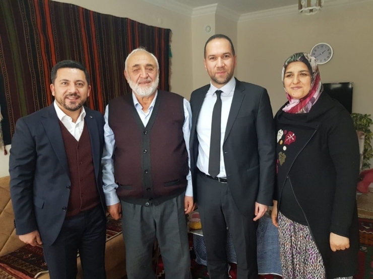 Nevşehir Belediye Başkanı Arı’dan Niğde’ye Tatlı Ziyareti