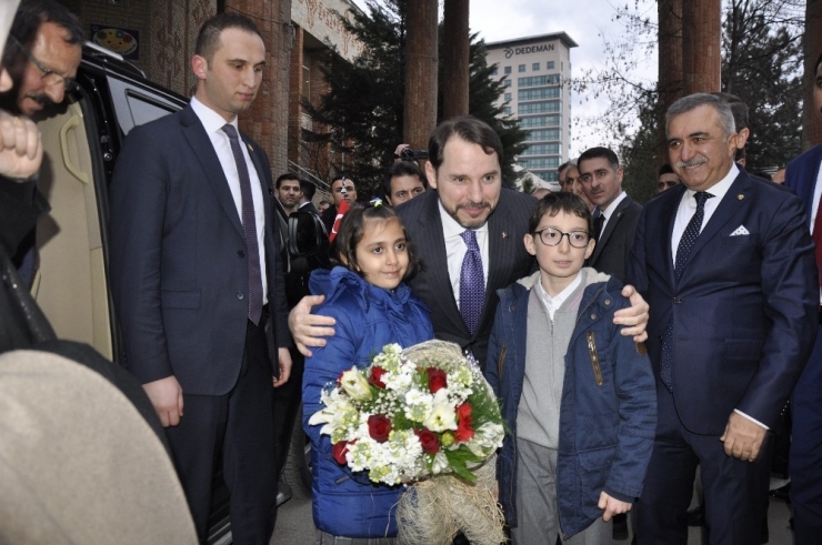 Bakan Albayrak: "Enflasyonla Mücadele En Önemli Önceliklerimizden Birisi Olacak"