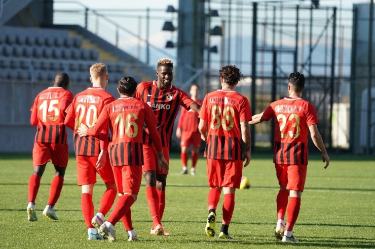 Gaziantep Fk Menemen’i 3-1 Mağlup Etti