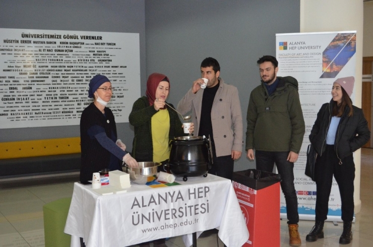 Gastronomi Öğrencilerinden Çorba Sürprizi